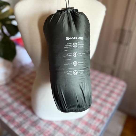 Roots down packable Jacket new with tags - Picture 4 of 7